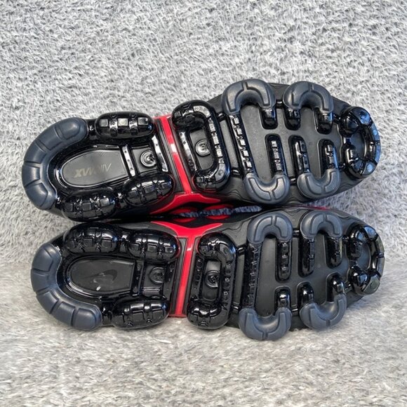 Nike Air VaporMax Plus Size 11 Men University Red Black CU4863-600 - Picture 6 of 7